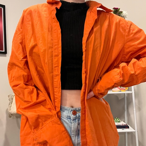 WHITE FOX ORANGE BUTTON DOWN - Picture 2 of 3